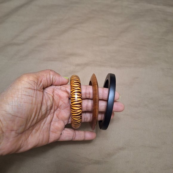 THREE WOODEN BANGLES - Picture 2 of 2